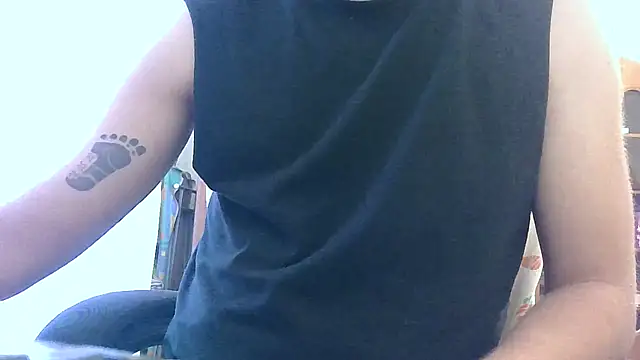 HunterOnBoobs online show from October 6, 6:11 am