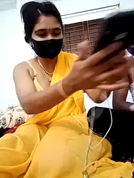 Snapshot of Sexy-Couple20 chatting on January 16, 6:48 pm Sexy-Couple20 online show from January 16, 6:48 pm