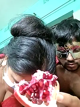 Snapshot of Sexy-Couple20 chatting on January 29, 11:35 pm Sexy-Couple20 online show from January 29, 11:35 pm