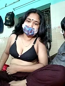 Snapshot of Sexy-Couple20 chatting on February 1, 7:13 pm Sexy-Couple20 online show from February 1, 7:13 pm