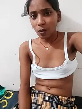 Snapshot of Divya-2007 chatting on October 9, 3:43 pm Divya-2007 online show from October 9, 3:43 pm