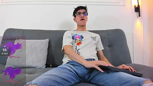 Cum hunters online show from March 18, 3:20 am