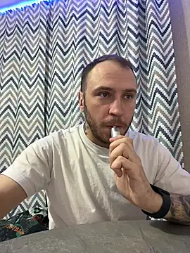 Snapshot of _XxX-XxX_ chatting on January 20, 10:59 pm  XxX-XxX  online show from January 20, 10:59 pm