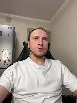 Snapshot of _XxX-XxX_ chatting on February 13, 11:47 pm  XxX-XxX  online show from February 13, 11:47 pm