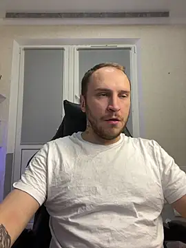 Snapshot of _XxX-XxX_ chatting on February 26, 11:37 pm  XxX-XxX  online show from February 26, 11:37 pm