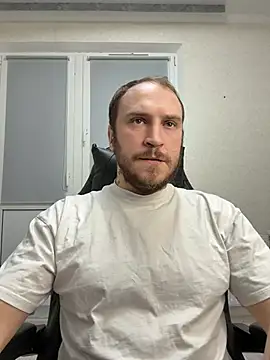 Snapshot of _XxX-XxX_ chatting on March 18, 9:21 pm  XxX-XxX  online show from March 18, 9:21 pm