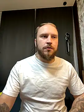 Snapshot of _XxX-XxX_ chatting on September 23, 5:49 pm  XxX-XxX  online show from September 23, 5:49 pm