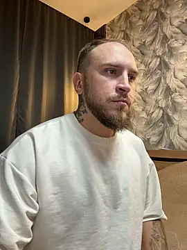 Snapshot of _XxX-XxX_ chatting on October 14, 10:43 pm  XxX-XxX  online show from October 14, 10:43 pm