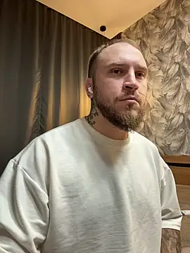 Snapshot of _XxX-XxX_ chatting on October 20, 3:29 am  XxX-XxX  online show from October 20, 3:29 am