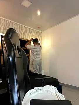 Brad Summer online show from November 15, 5:42 pm