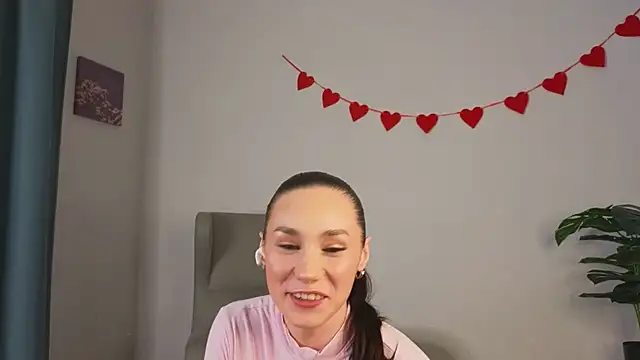 too sexxxy online show from February 28, 12:17 pm