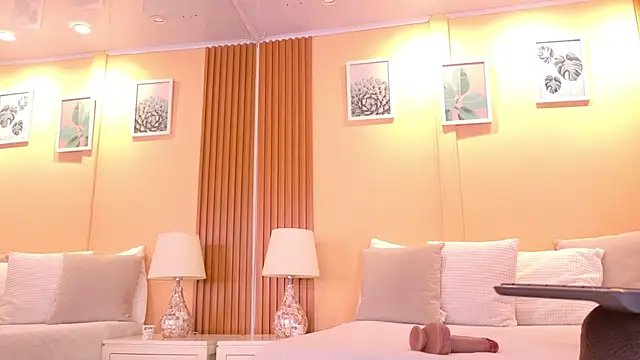 ArianaGolden online show from March 1, 5:42 am