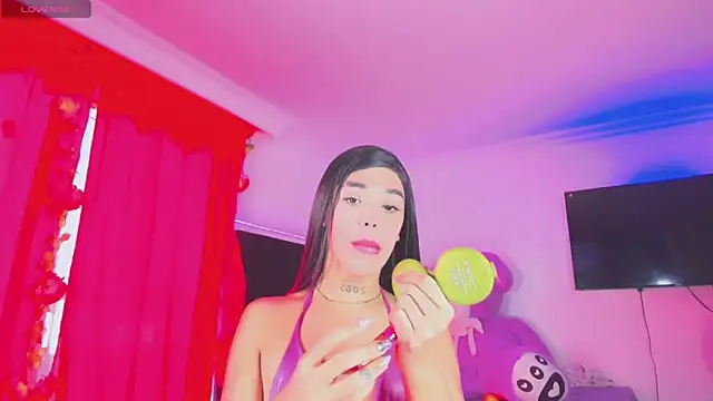 kylesofia online show from January 26, 1:47 pm