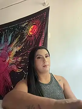 Snapshot of Lola_Oberly_xxx chatting on July 2, 9:10 pm Lola Oberly xxx online show from July 2, 9:10 pm