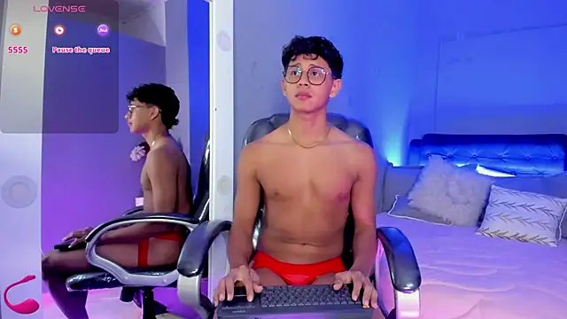 Dawn16  online show from November 18, 10:03 pm