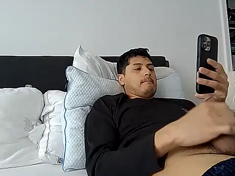 PerroDemonioHot online show from February 17, 4:57 pm