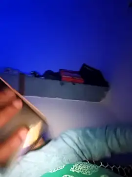 Snapshot of Raziv_komal143 chatting on January 15, 11:08 pm Raziv komal143 online show from January 15, 11:08 pm