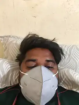 Snapshot of Raziv_komal143 chatting on March 6, 7:54 pm Raziv komal143 online show from March 6, 7:54 pm