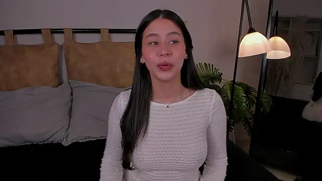 Snapshot of hannah_brady chatting on September 18, 10:45 pm hannah brady online show from September 18, 10:45 pm