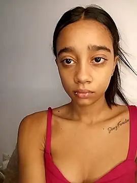 Zoe Sweett18 online show from April 17, 6:33 pm