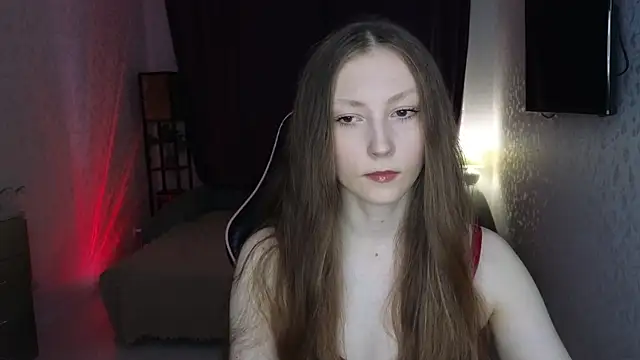 Snapshot of Sweeet_Lilit chatting on June 11, 6:28 pm Sweeet Lilit online show from June 11, 6:28 pm