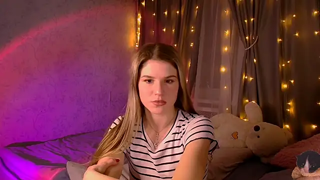 Snapshot of Melissa_smith_ chatting on February 6, 8:23 pm Melissa smith online show from February 6, 8:23 pm