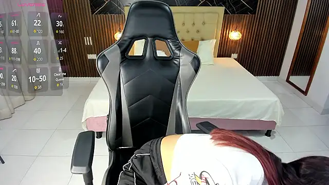 Lolly 18 online show from March 24, 8:03 pm