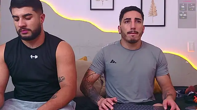 dylanspencer28 online show from June 13, 7:34 pm
