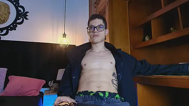 wolfandsky online show from April 10, 11:26 am