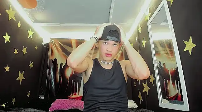 Snapshot of SoyAntho_ABR chatting on January 18, 4:15 am SoyAntho ABR online show from January 18, 4:15 am