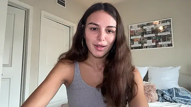 Snapshot of graciesmith27 chatting on June 7, 6:33 pm graciesmith27 online show from June 7, 6:33 pm