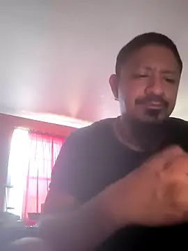 Snapshot of Burrrucecold00 chatting on November 10, 8:08 pm Burrrucecold00 online show from November 10, 8:08 pm