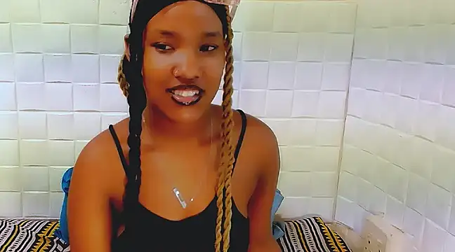 EroticSexyPrada online show from March 22, 11:53 pm