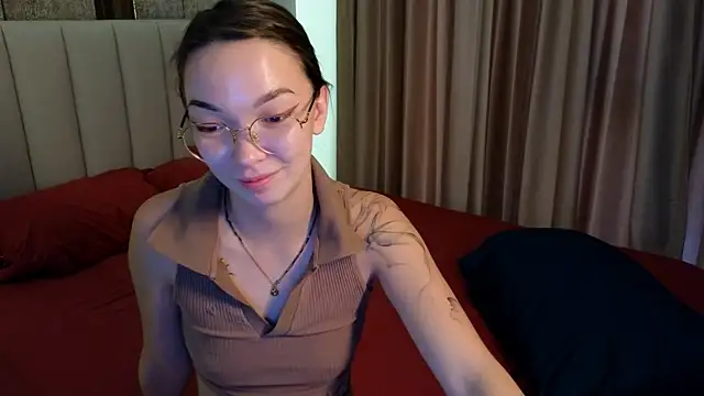 SusannJohnson online show from May 15, 11:23 pm