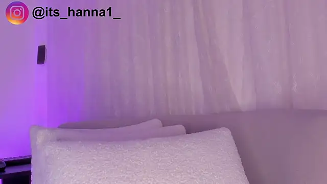 Snapshot of cutte_hanna18 chatting on May 15, 6:15 pm cutte hanna18 online show from May 15, 6:15 pm