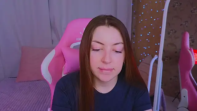 Snapshot of Ann_moon__ chatting on March 9, 12:09 pm Ann moon online show from March 9, 12:09 pm