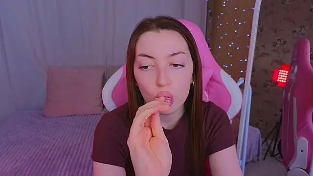 Snapshot of Ann_moon__ chatting on March 13, 5:07 pm Ann moon online show from March 13, 5:07 pm