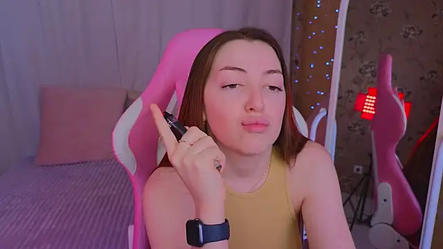 Snapshot of Ann_moon__ chatting on March 17, 6:32 pm Ann moon online show from March 17, 6:32 pm