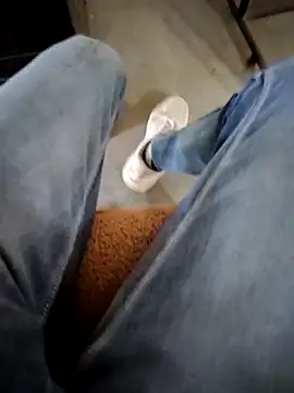 08uhj online show from March 25, 9:26 am