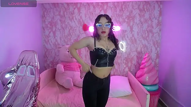 kassandra ch  online show from March 10, 4:25 pm