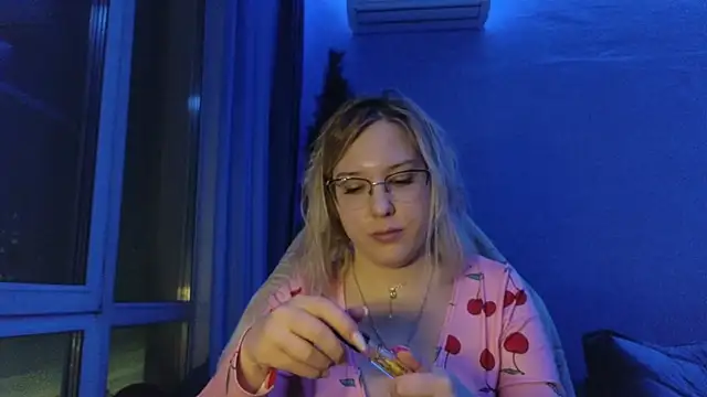 HotBrandyX online show from January 11, 1:27 pm