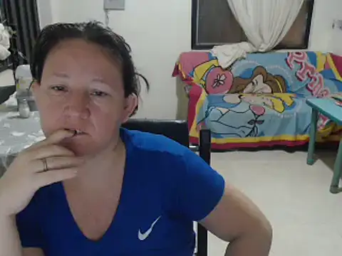 Yohis Kiut25 online show from February 12, 3:40 am