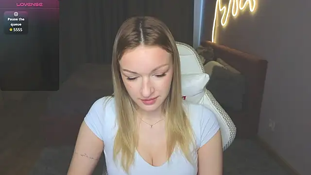 MargaretSweet1 online show from March 21, 7:02 am