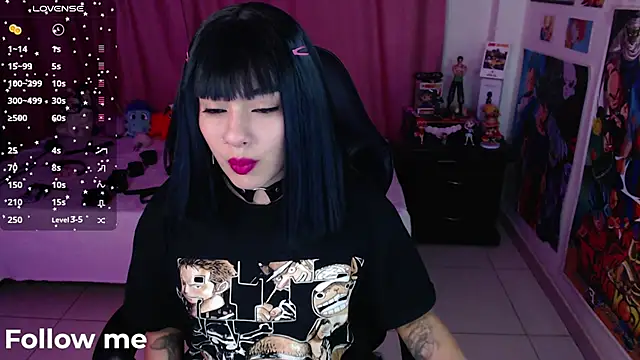 lily3 4 online show from March 5, 7:26 am