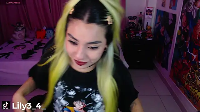 lily3 4 online show from April 16, 7:31 am