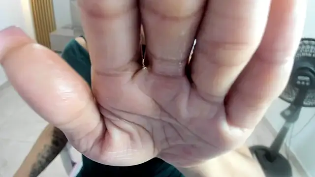 Snapshot of Zulema_hamdi chatting on January 27, 7:24 pm Zulema hamdi online show from January 27, 7:24 pm