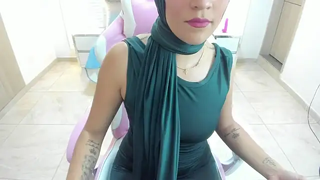Snapshot of Zulema_hamdi chatting on January 30, 7:26 pm Zulema hamdi online show from January 30, 7:26 pm