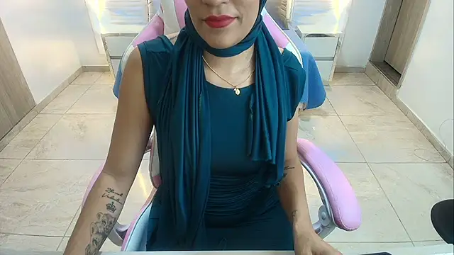 Snapshot of Zulema_hamdi chatting on February 4, 7:22 pm Zulema hamdi online show from February 4, 7:22 pm
