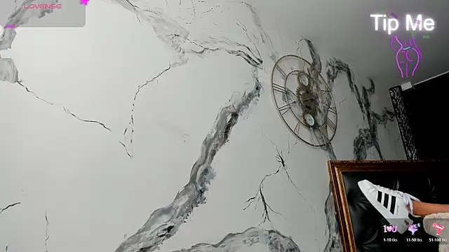 DalayMoore online show from March 20, 8:14 pm