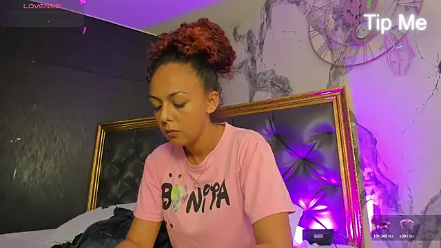 DalayMoore online show from March 21, 8:12 pm